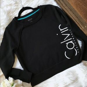 Calvin Klein Crewneck | Cropped Black Sweatshirt